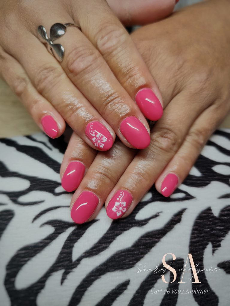 vernis semi permanent et nail art