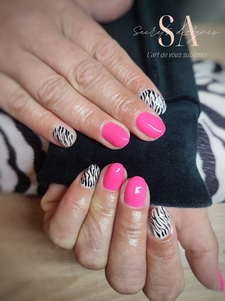 gel, vernis semi permanent, nail art zèbre